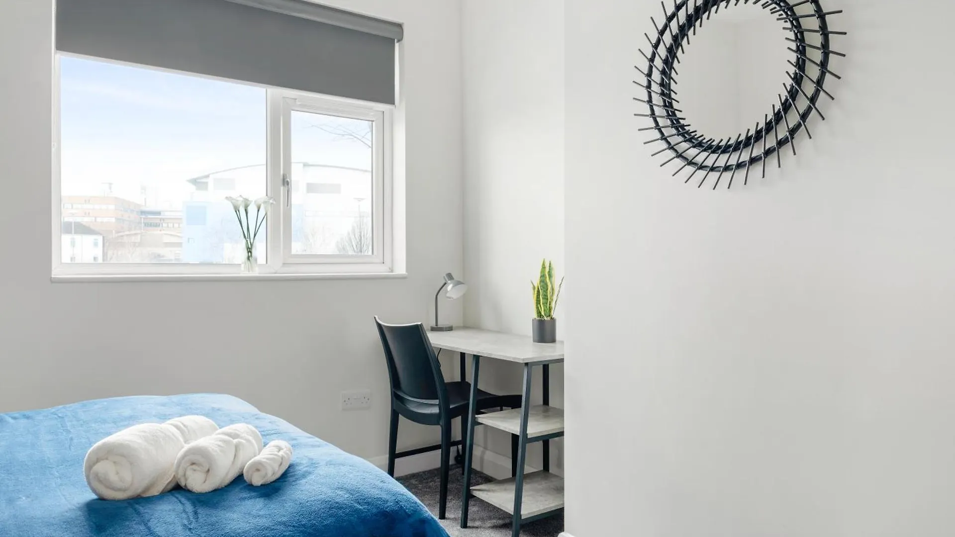 Holiday home Lovely 2 Bedroom House - Free Parking - Accommodation Near Qmc Hospital & University Of Nottingham - Suitable For Short Stays & Long Stays United Kingdom